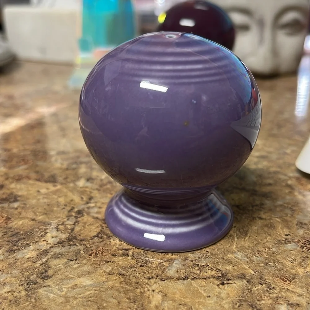 Vintage Fiesta Kitchen Shaker